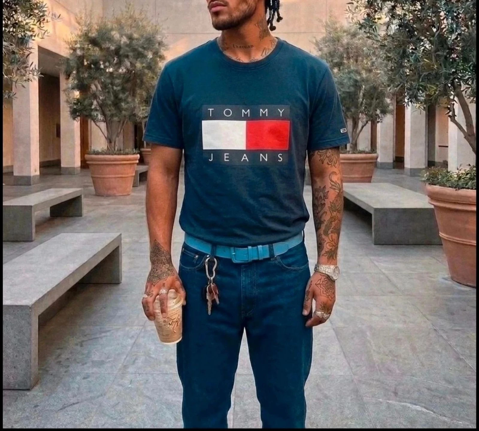 Tommy Hilfiger Tommy Jeans Logo T-Shirt Flag Graphic Streetwear Retro Vintage y2k old moneyNavy Blue